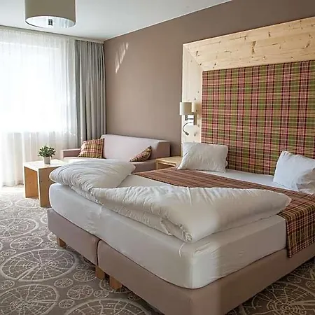 Boutique Erla ホテル 4*